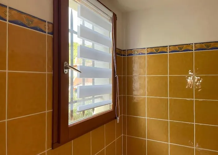 Hébergement de vacances Charmante Maison De Village *