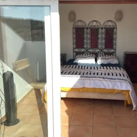 Charmante Maison De Village Semesterbostad